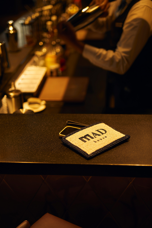 Pochette Mad Essential